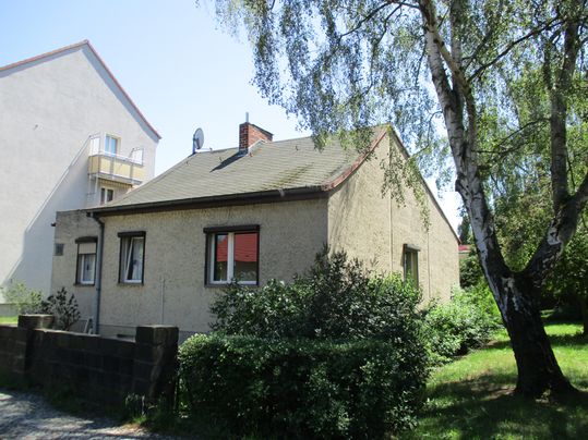  Sanierung und Anbau EFH in Berlin (1) und (2) - Sanierungskonzept, Baubetreuung und KfW-Förderung für KfW-55-Standard